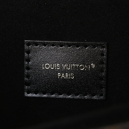 Reverse Monogram Pochette Metis
