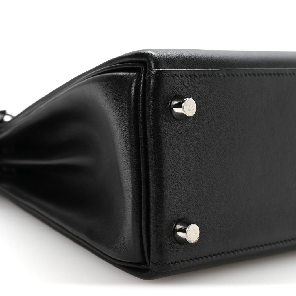 Cheri Calfskin Kelly Retourne 25 Black