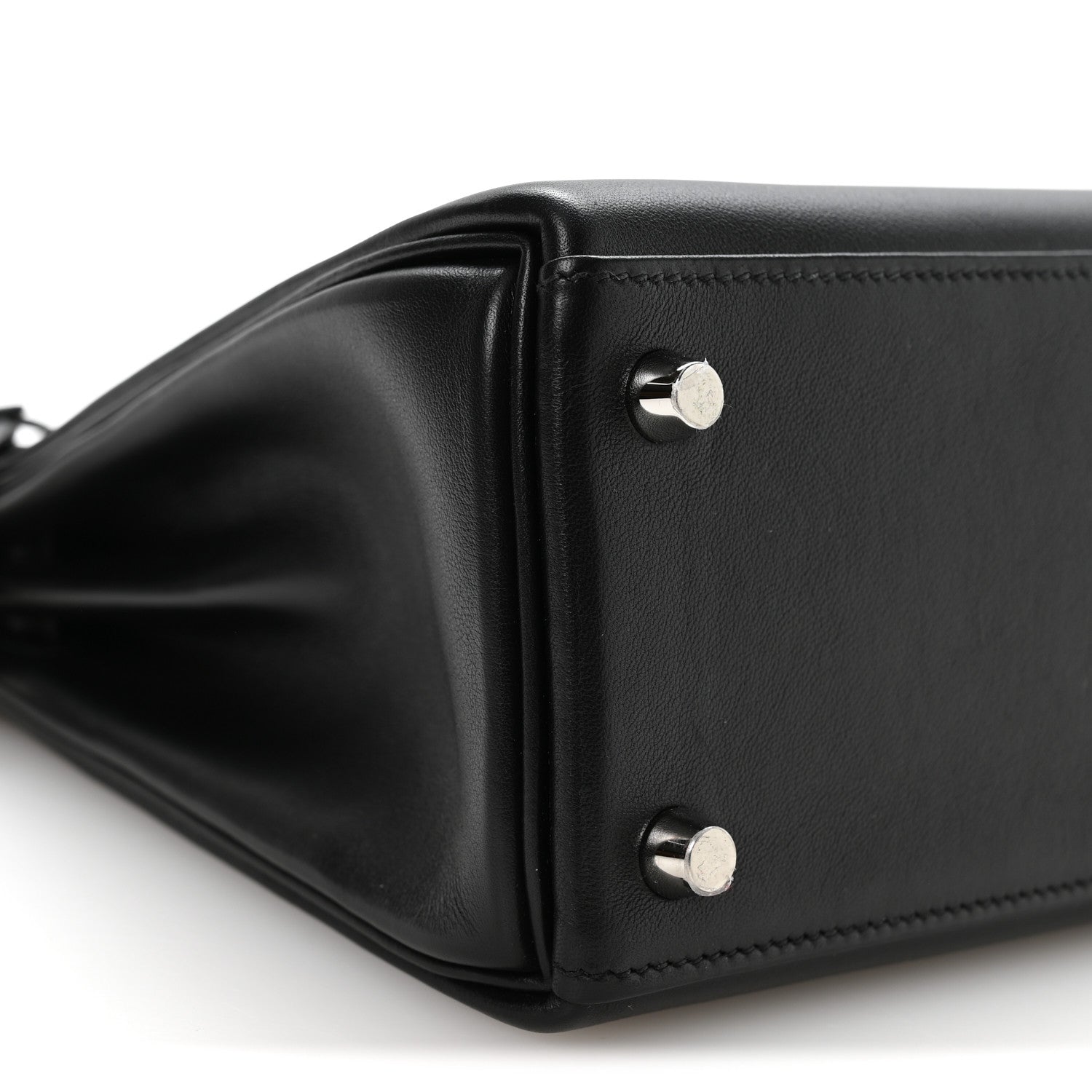 Cheri Calfskin Kelly Retourne 25 Black