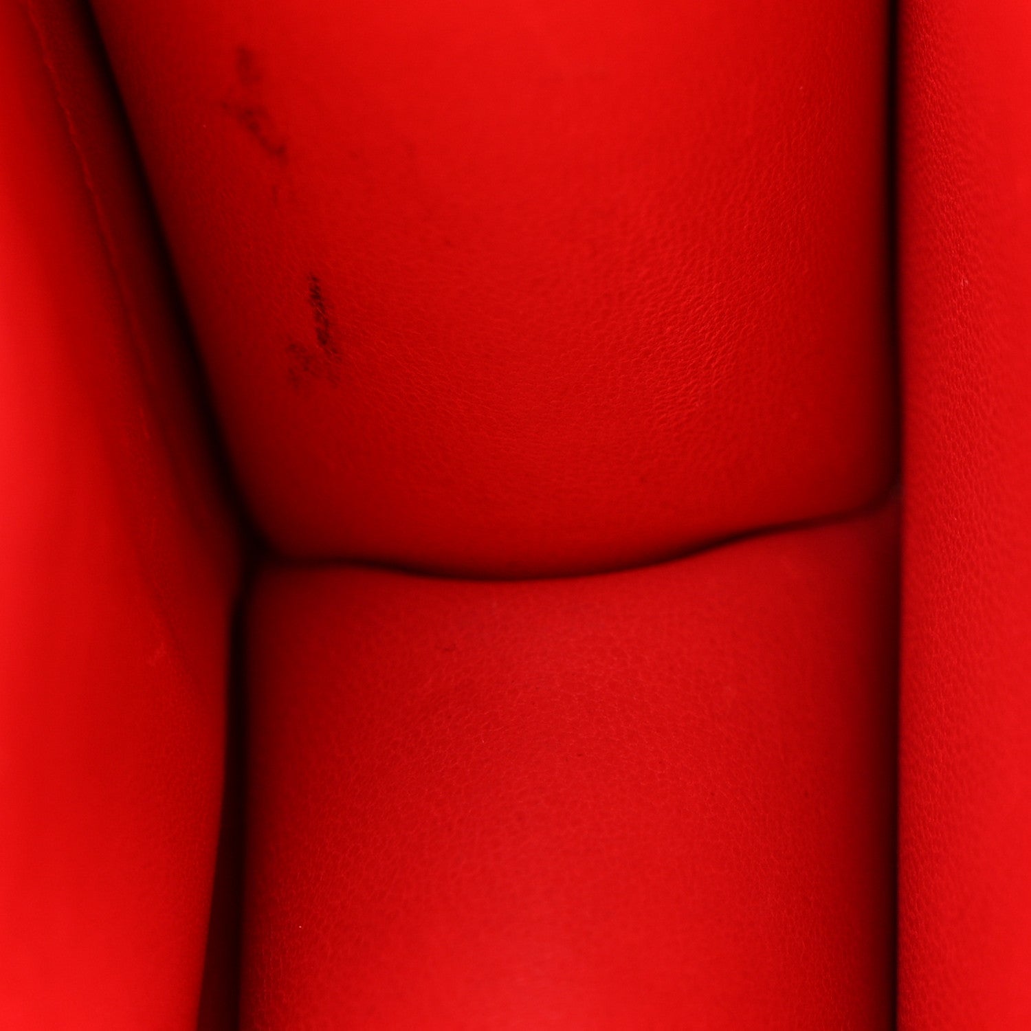 Epsom Constance 24 Rouge Casaque