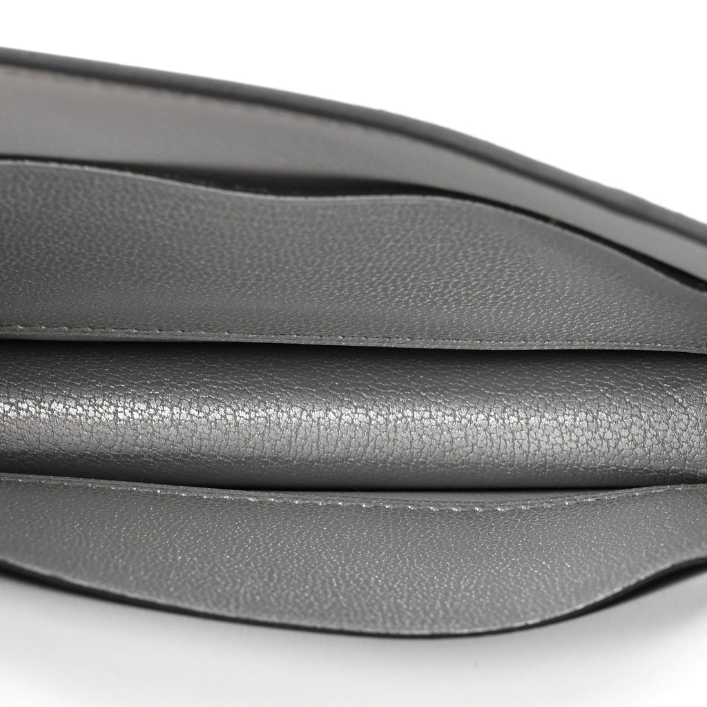 Metallic Chevre Chamkilight Constance Slim Wallet Argent