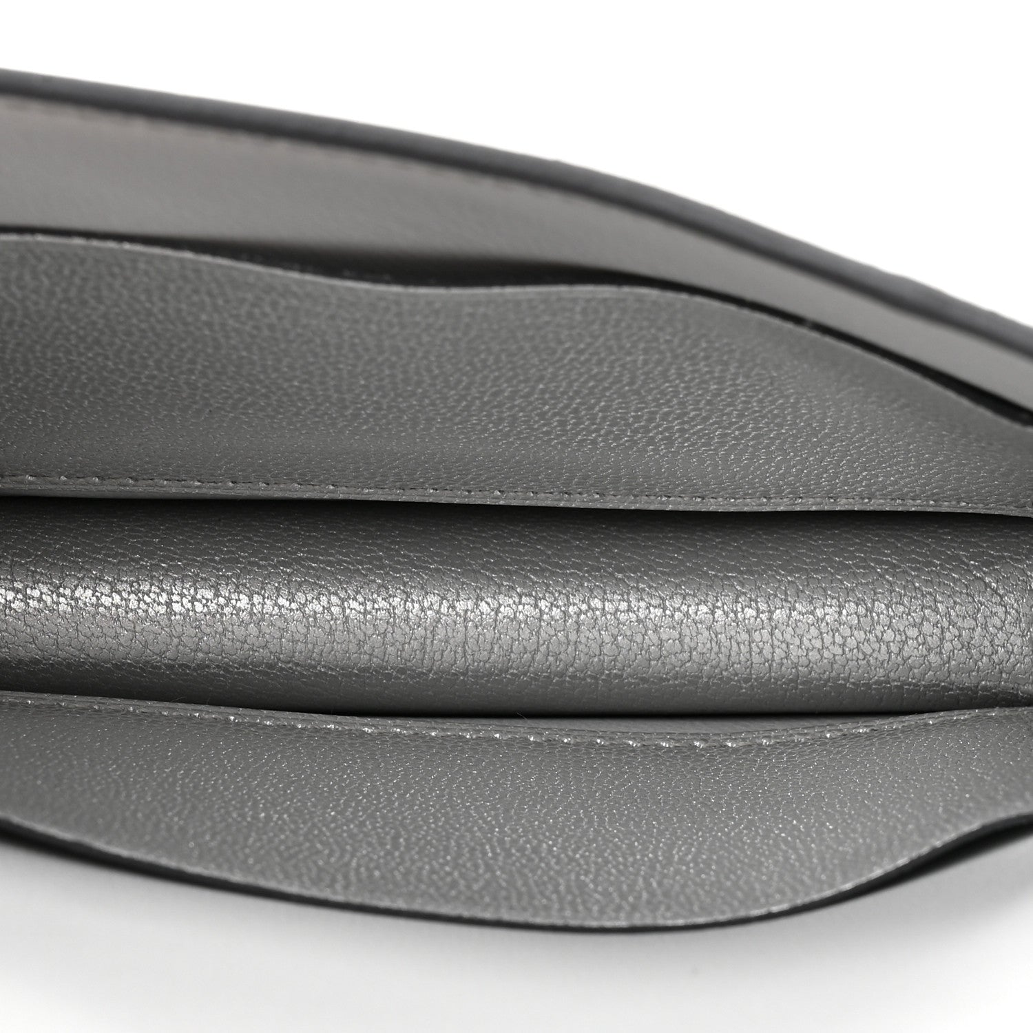 Metallic Chevre Chamkilight Constance Slim Wallet Argent