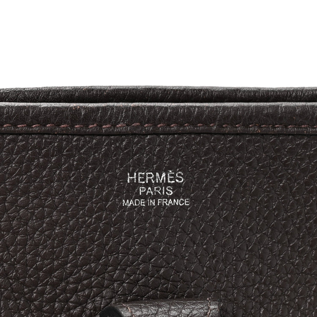 Taurillon Clemence Evelyne III PM Ebene