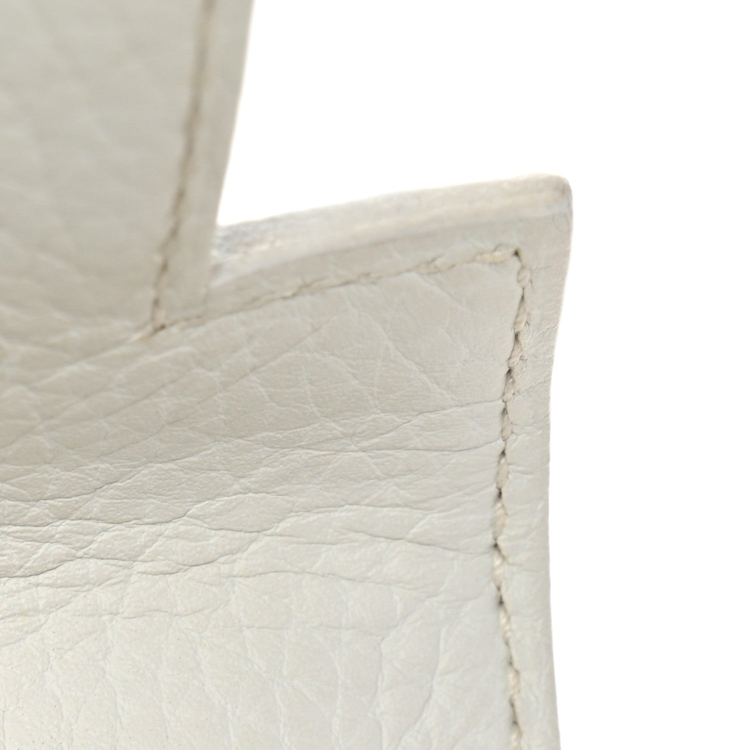 Taurillon Clemence Kelly Retourne 32 White