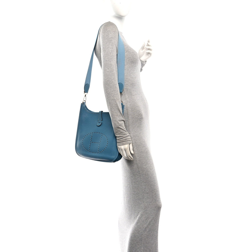 Taurillon Clemence Evelyne II PM Blue Jean