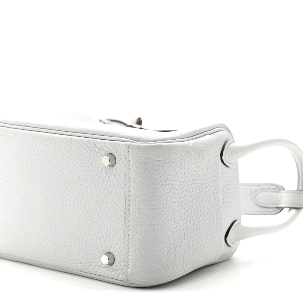 Taurillon Clemence Mini Lindy 20 Bleu Pale