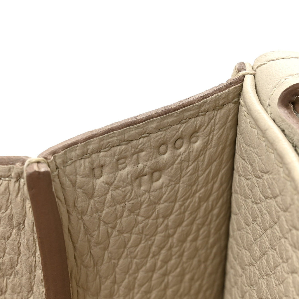 Taurillon Clemence Halzan 25 Halzan Beton
