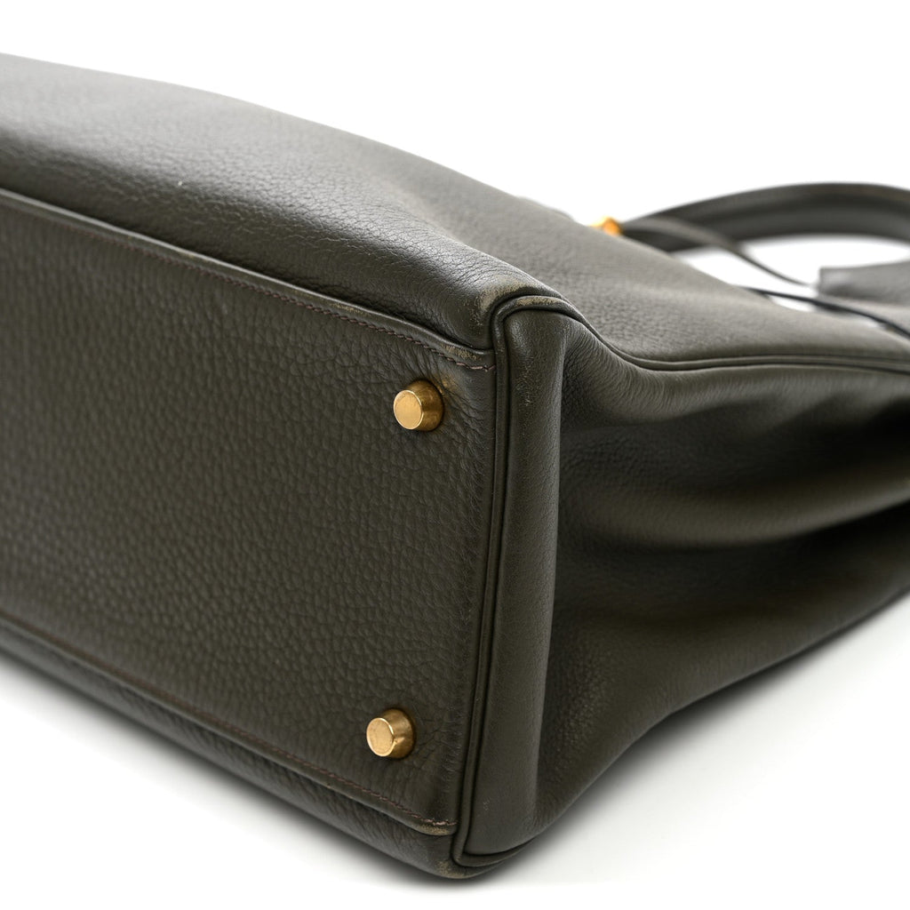 Vache Liegee Kelly Retourne 35 Vert Bronze