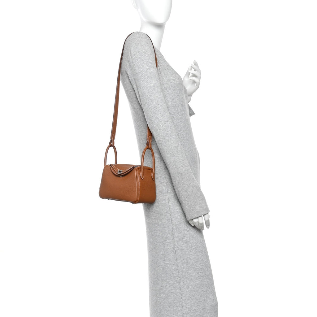 Taurillon Clemence Mini Lindy 20 Gold
