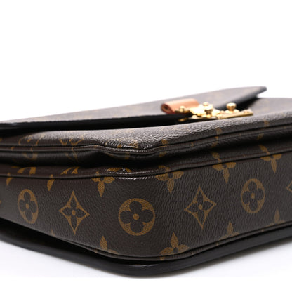 Monogram Pochette Metis