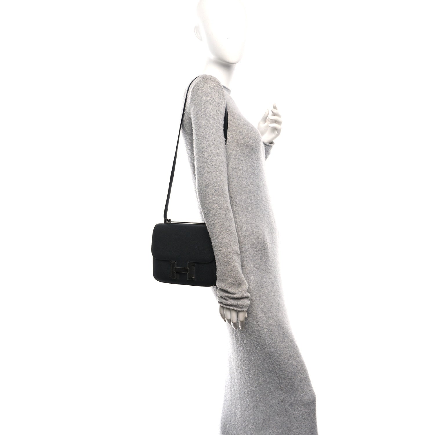 Epsom Constance 24 Black