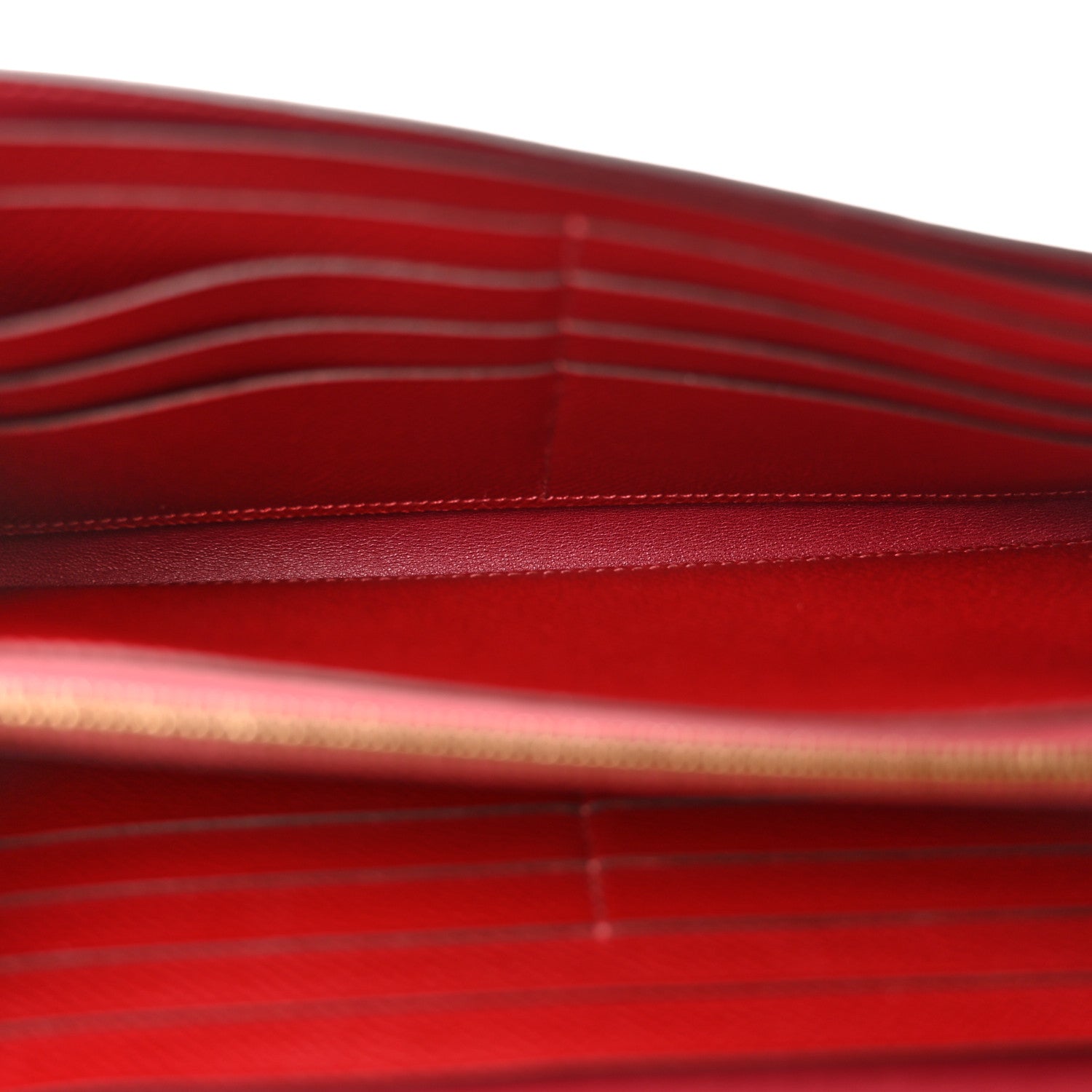 Epsom Enamel Constance Long Wallet Rouge Grenat