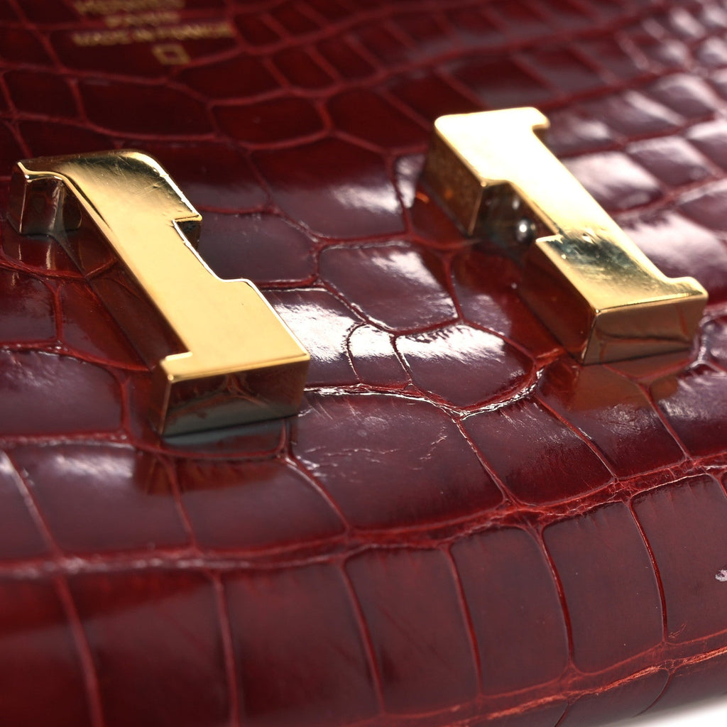 Shiny Alligator Constance Long Wallet Rouge Vif