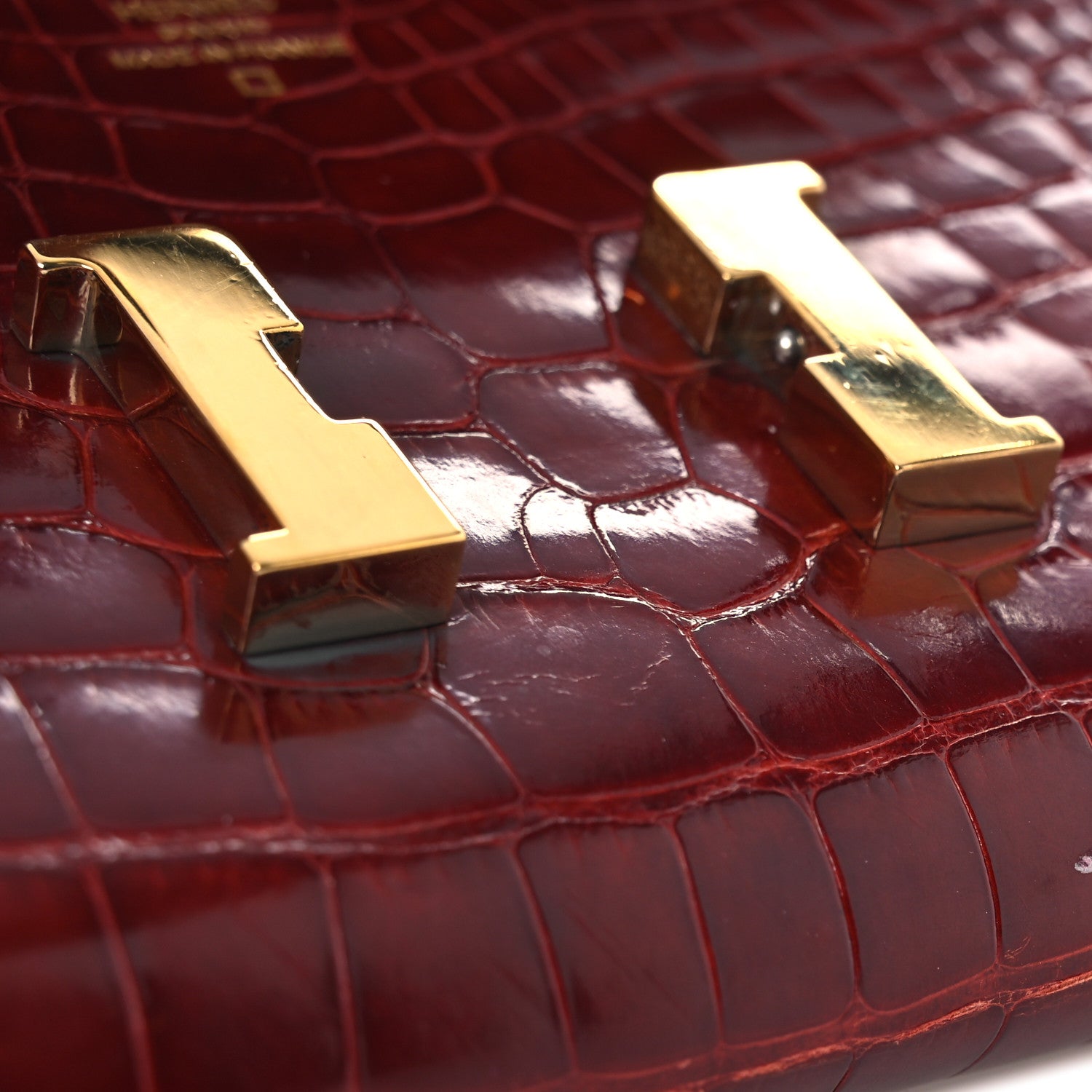 Shiny Alligator Constance Long Wallet Rouge Vif