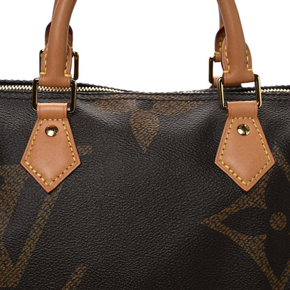 Reverse Monogram Giant Speedy Bandouliere 30