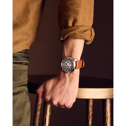 AW1721-08W