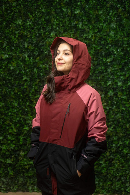 Volcom V.Co Aris Insulated Gore-Tex Jacket - Women's | Top-Tier Waterproofing and Insulation for Serious Snow Adventures