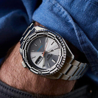 Seiko 5 Sports Special Edition Silver Dial Silver Steel Strap Watch For Men - SRPK09K1