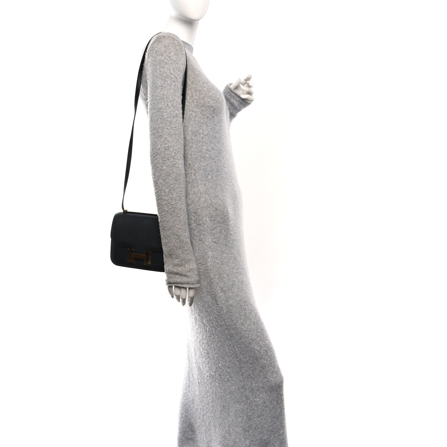 Epsom Constance 18 Black