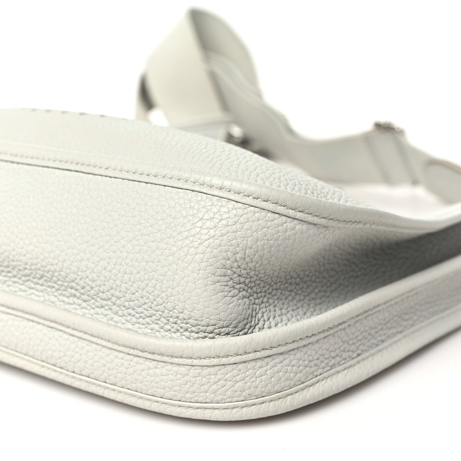 Taurillon Clemence Evelyne III PM Gris Perle