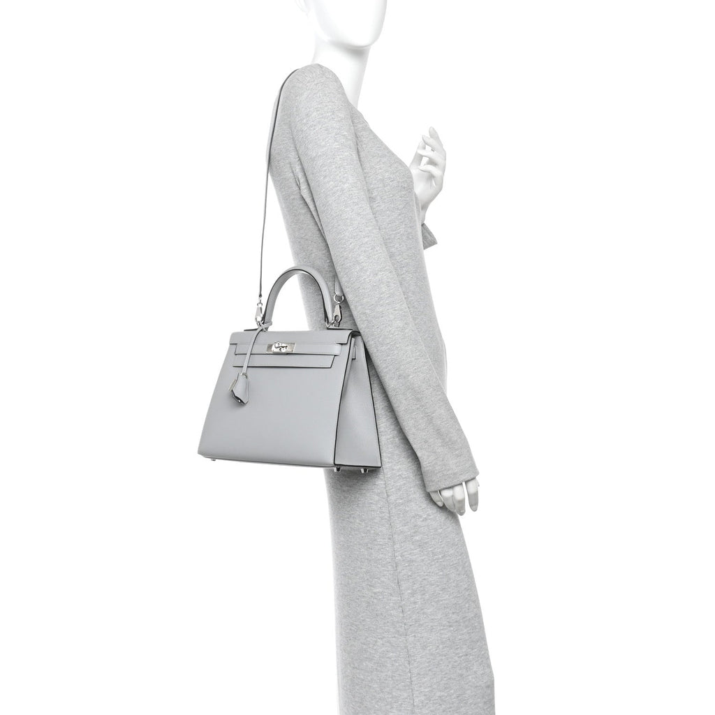 Epsom Kelly Sellier 28 Bleu Glacier