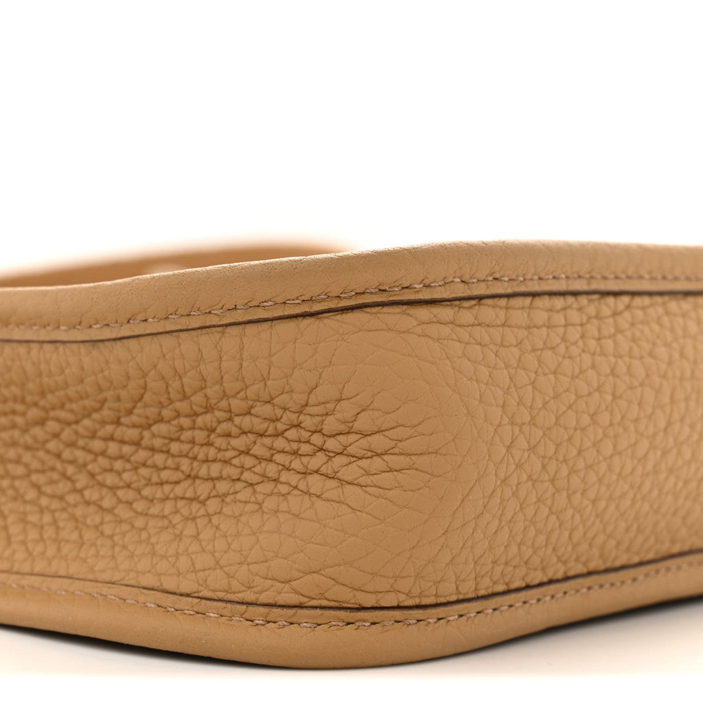 Taurillon Clemence Evelyne TPM Biscuit
