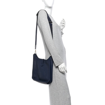 Taurillon Clemence Amazone Evelyne III GM Bleu de Galice