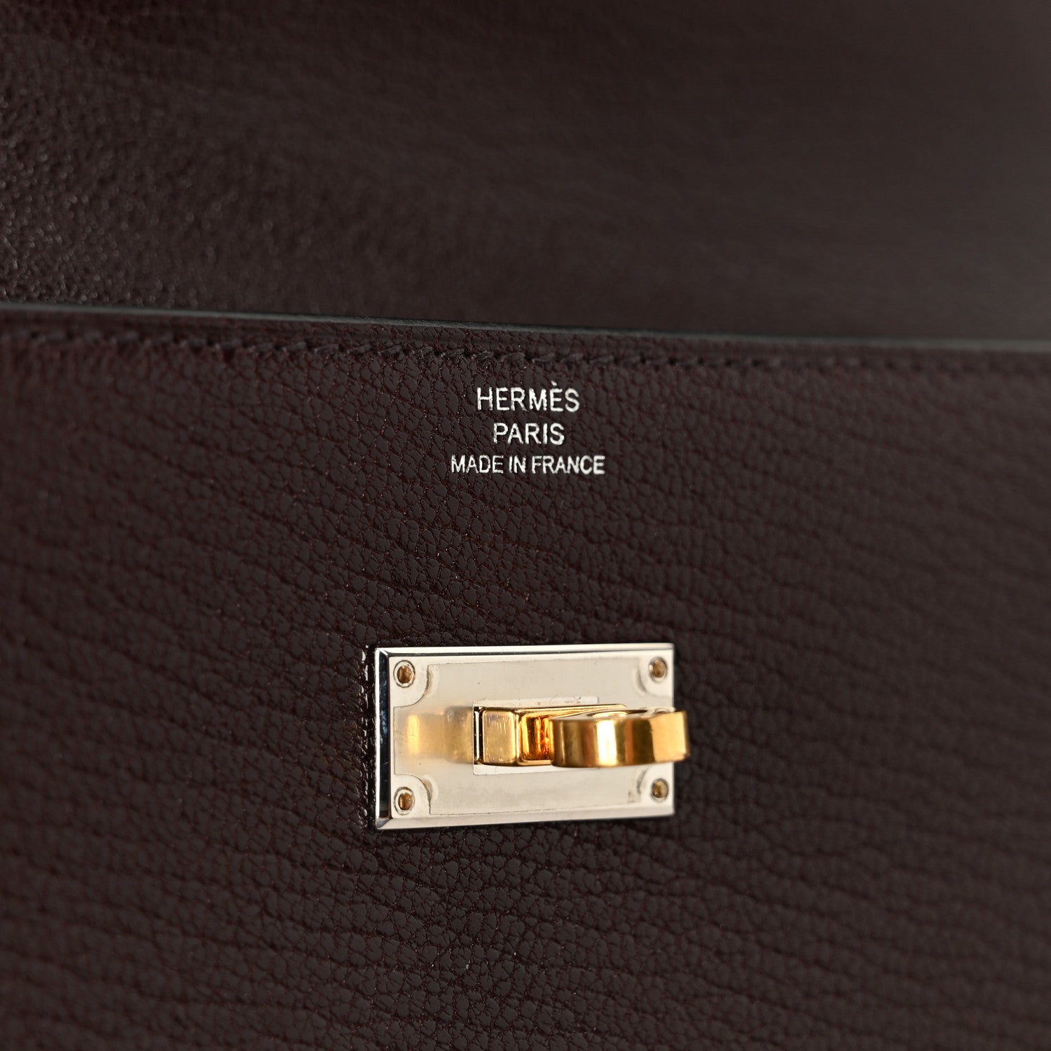 Chevre Chamkila Kelly Pocket Long Wallet Ebene