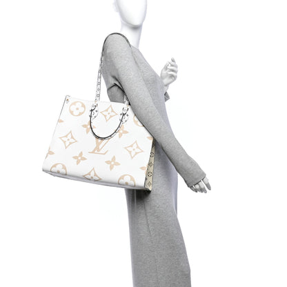 Monogram Giant Onthego GM Kaki Beige