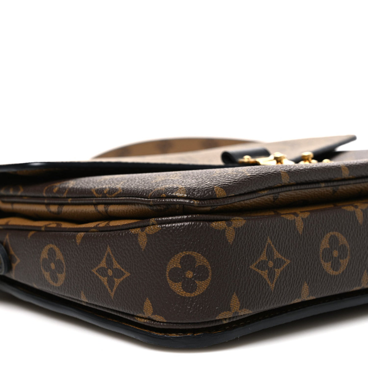 Reverse Monogram Pochette Metis