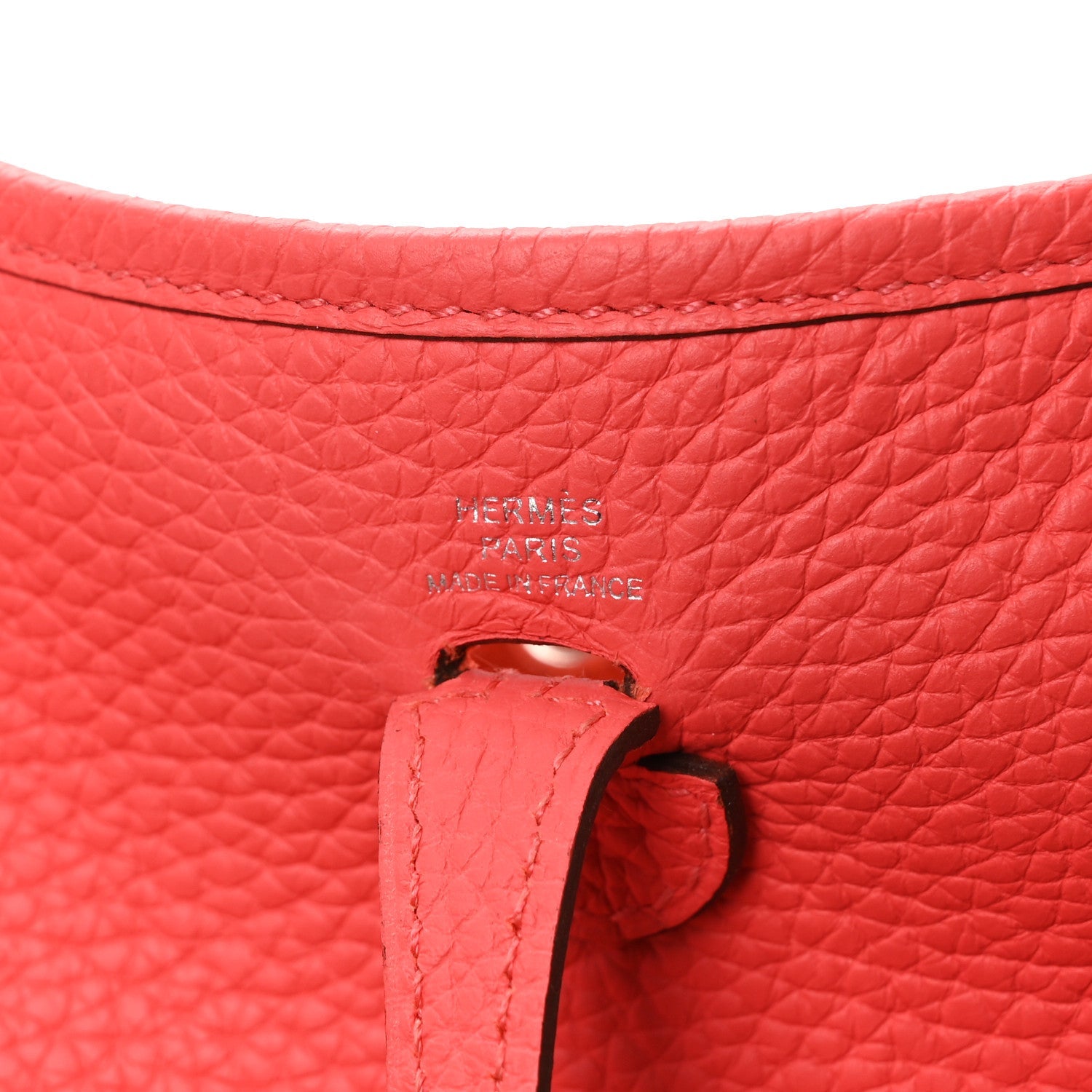 Taurillon Clemence Evelyne TPM Rouge Pivoine