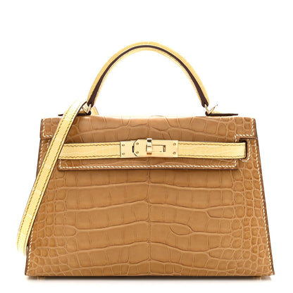 Matte Alligator Horseshoe Mini Kelly Sellier 20 Kraft Vanille