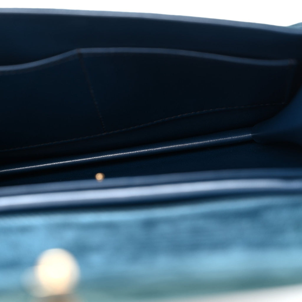 Veau Doblis Verrou Clutch Bleu Ocean