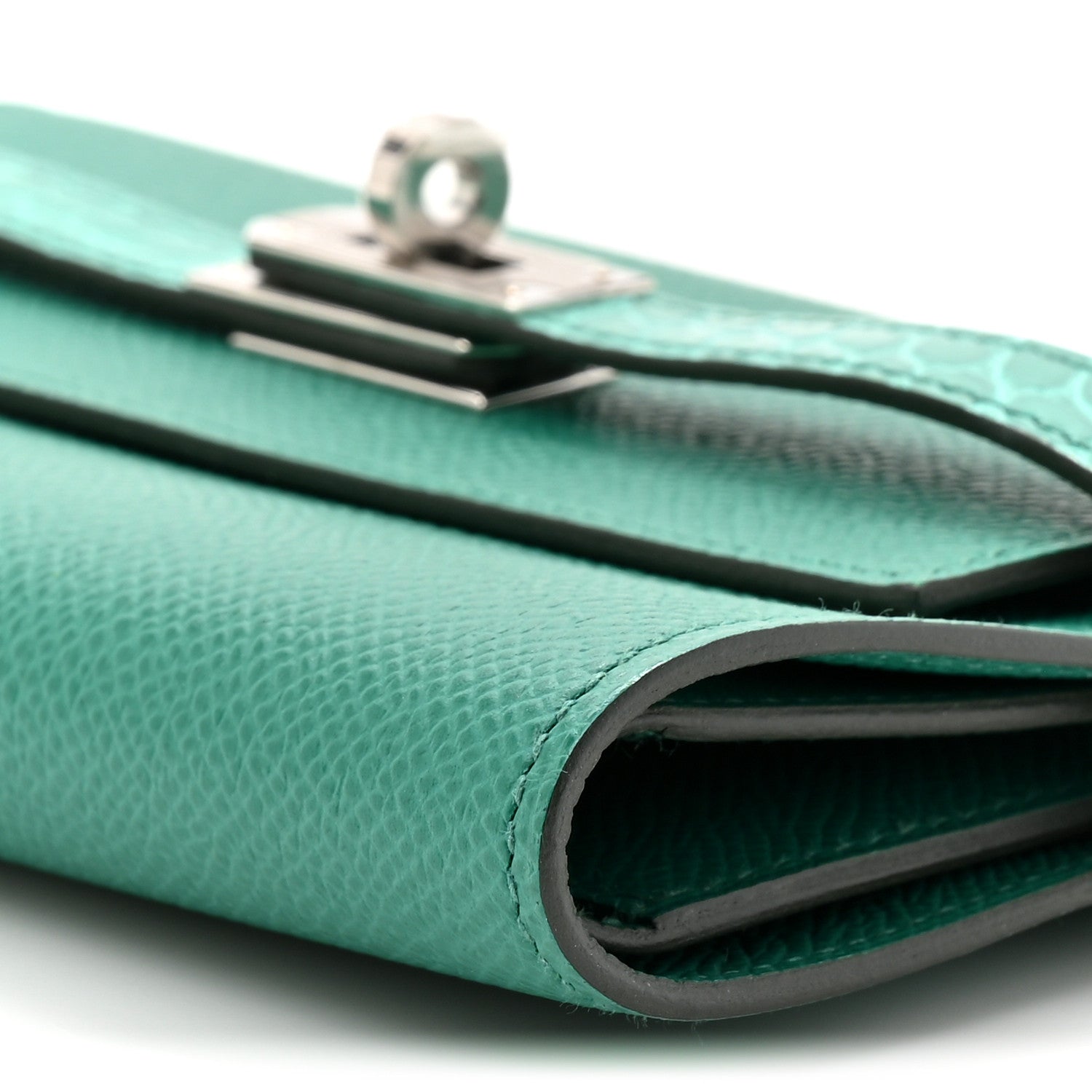 Epsom Shiny Alligator Kelly Medium Wallet Vert Jade