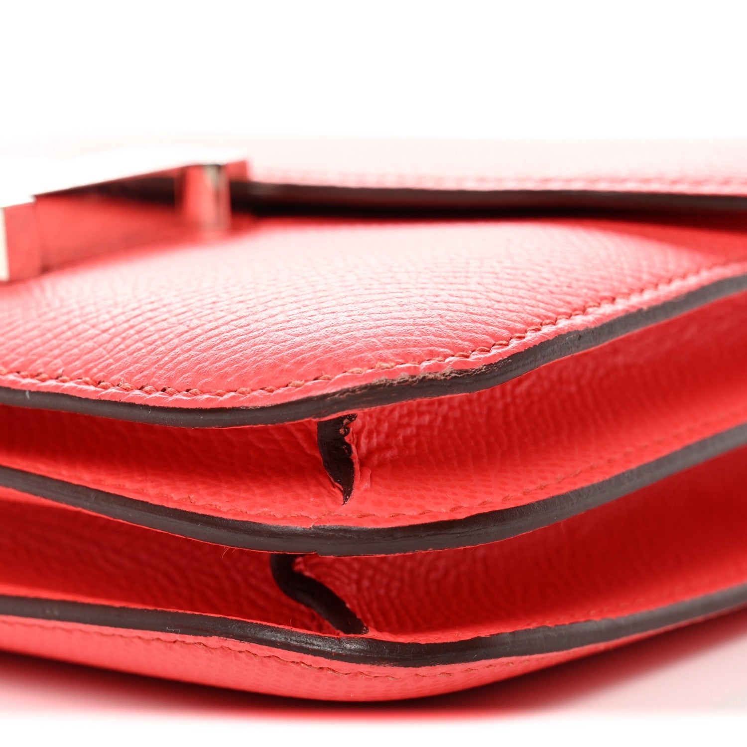 Epsom Enamel Constance 18 Rose Texas Rouge De Coeur