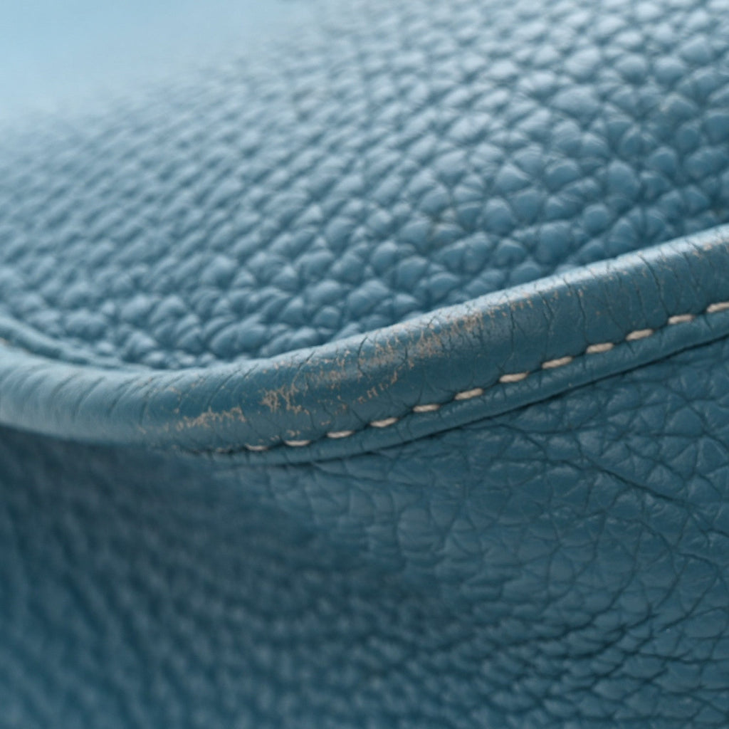 Taurillon Clemence Evelyne III GM Blue Jean