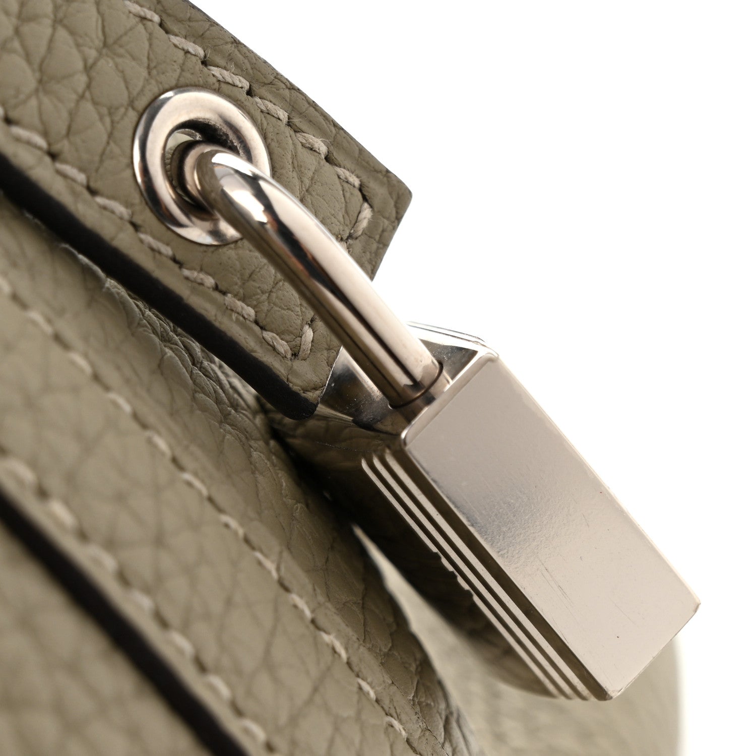 Taurillon Clemence Picotin Lock 22 MM Sauge