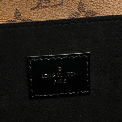 Reverse Monogram Pochette Metis