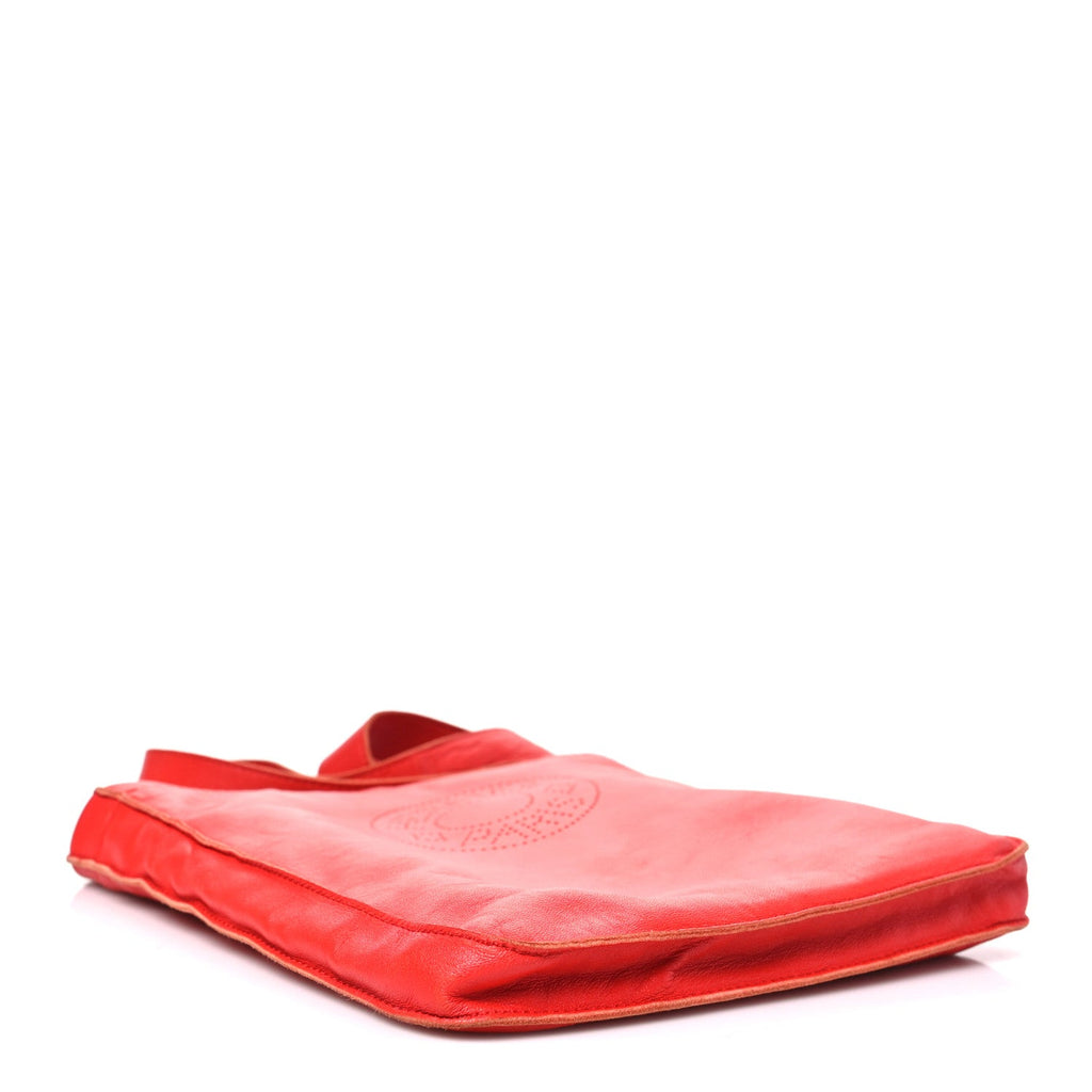 Lambskin Clou De Selle Pouch Rouge