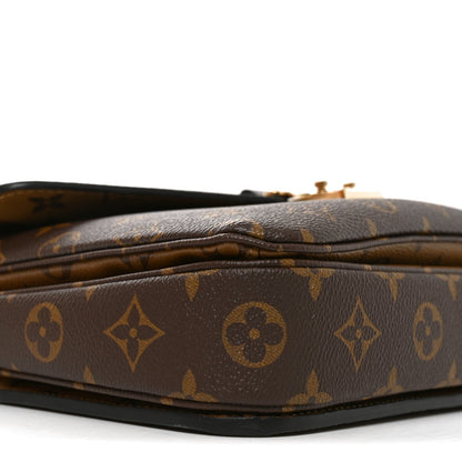 Reverse Monogram Pochette Metis