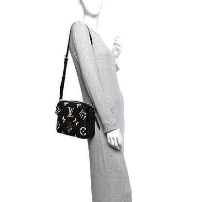 Empreinte Monogram Giant Pochette Metis Black Beige