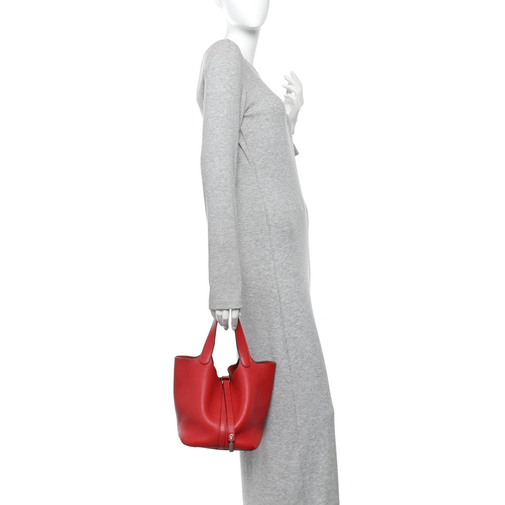 Taurillon Clemence Picotin Lock 22 MM Rouge Casaque