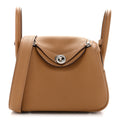 Taurillon Clemence Mini Lindy 20 Biscuit