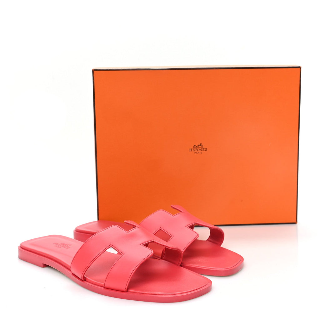 Box Calfskin Oran Sandals 38.5 Rouge Grenadine