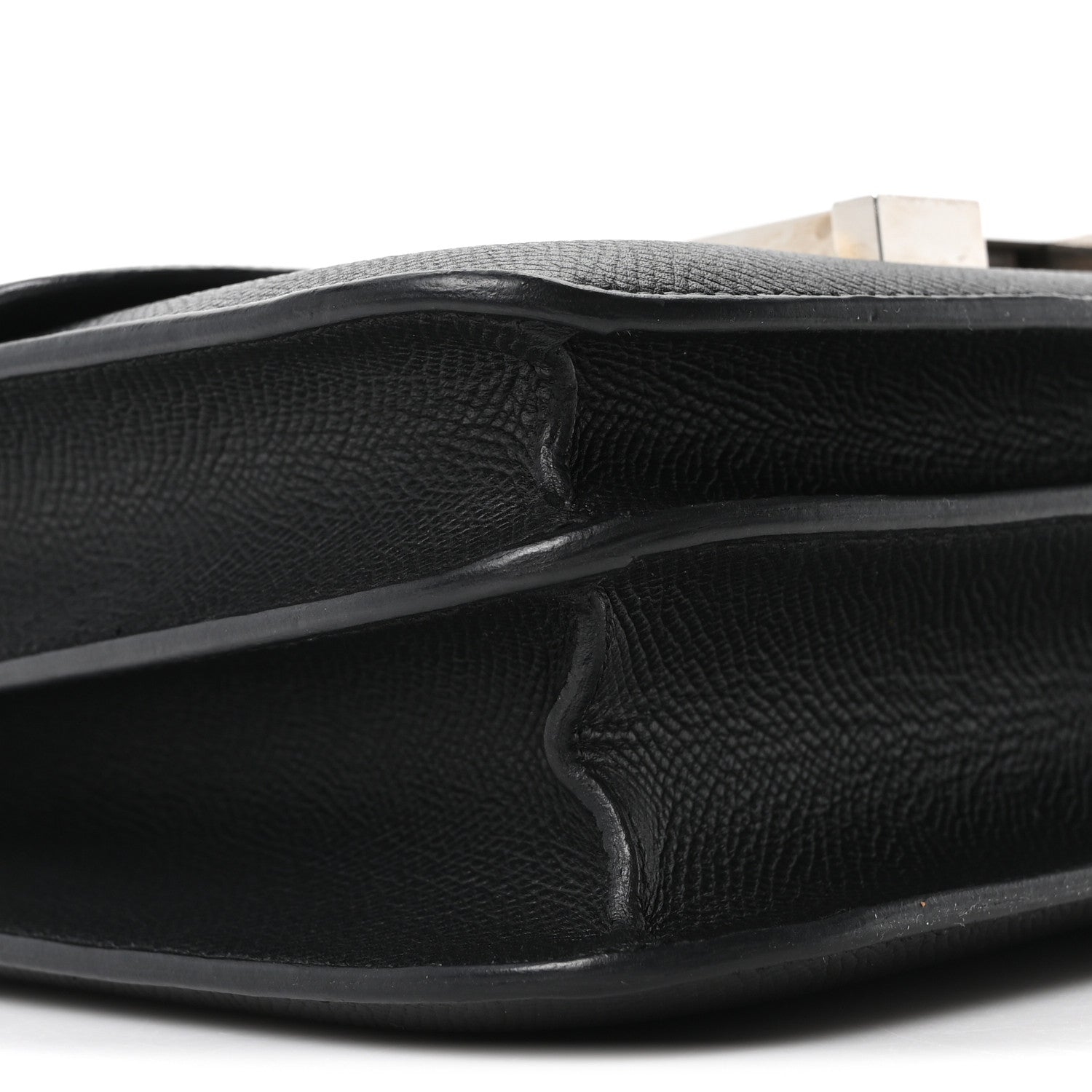 Epsom Constance 24 Black