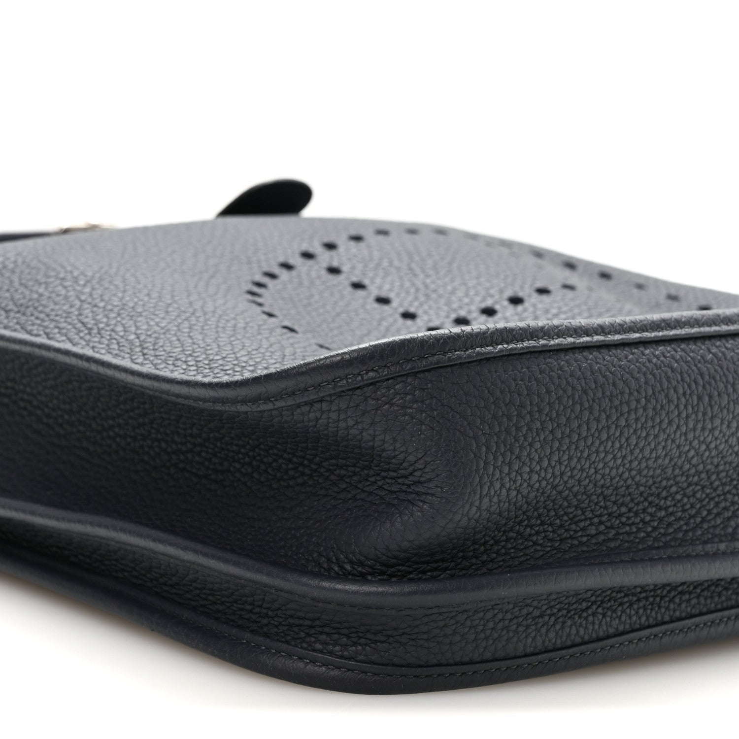 Taurillon Clemence Evelyne III PM Bleu Nuit