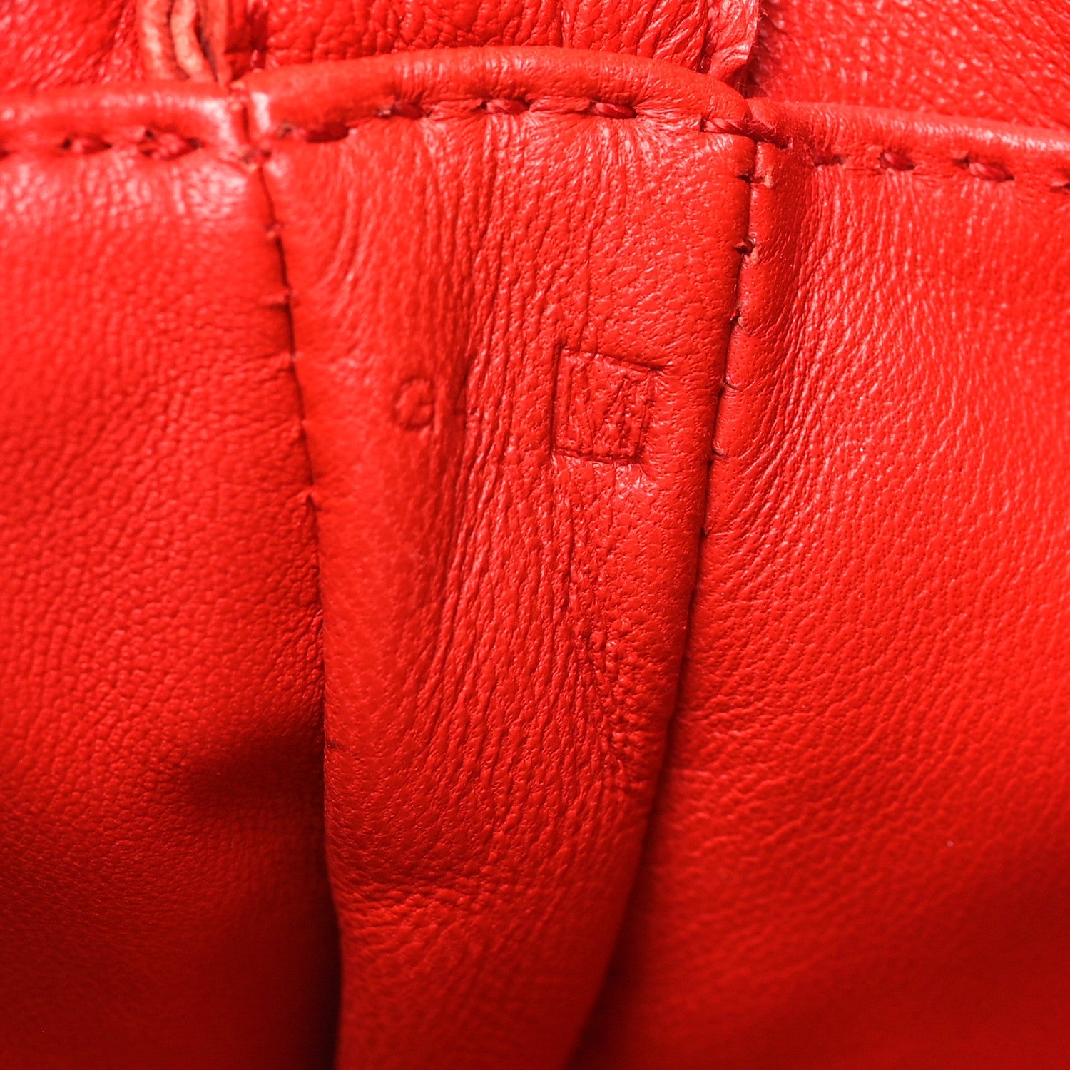 Lambskin Clou De Selle Pouch Rouge