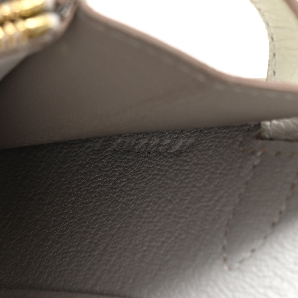 Ostrich Kelly Wallet To Go Gris Perle