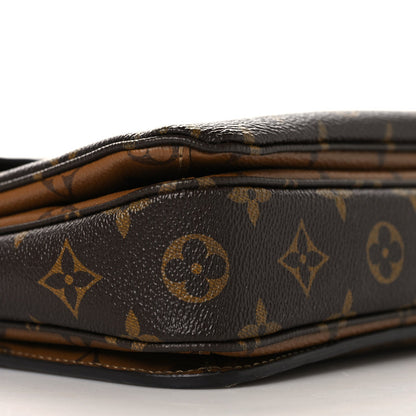 Reverse Monogram Pochette Metis