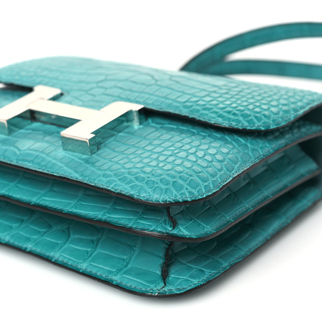 Matte Alligator Constance 18 Bleu Paon